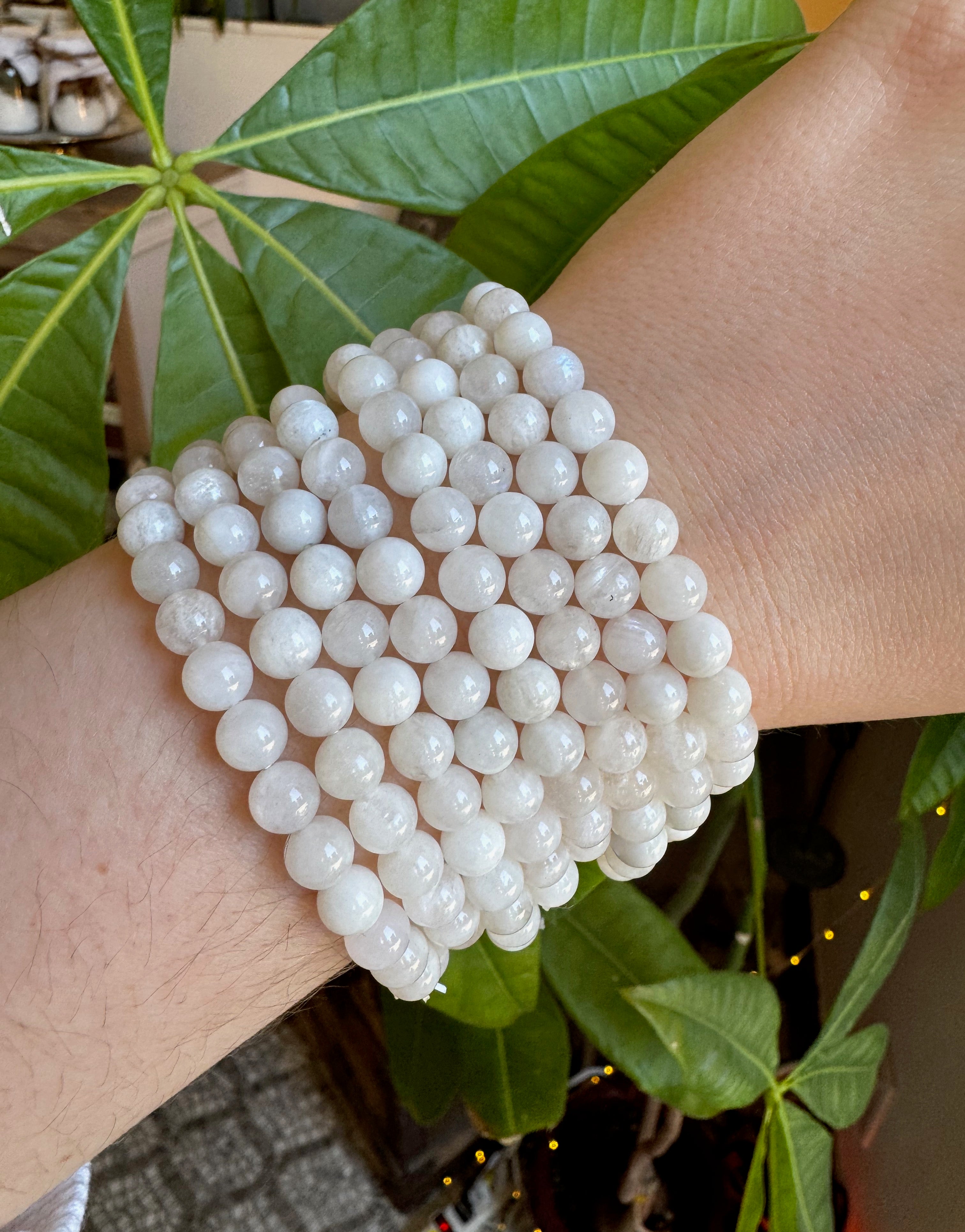 Rainbow Moonstone - 6mm Round