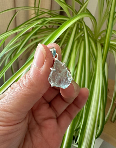 Aquamarine Raw Silver PENDANT