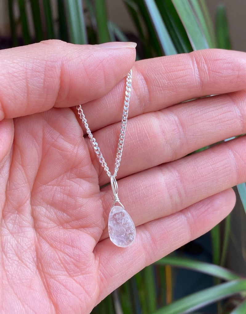 MOONSTONE - RAINBOW PENDANT - TEARDROP FACET