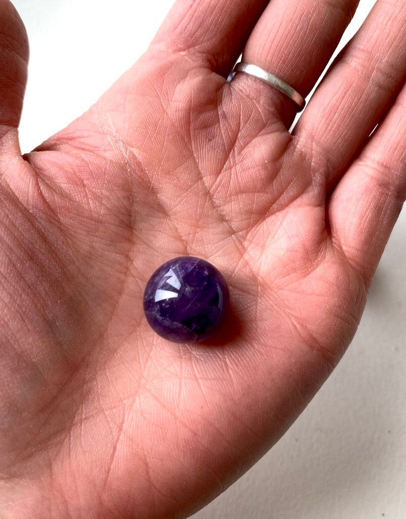 Amethyst Sphere- XS