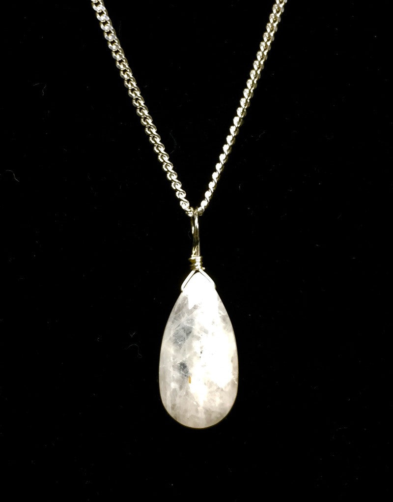 MOONSTONE - RAINBOW PENDANT - TEARDROP FACET